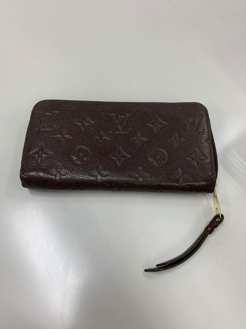 Louis Vuitton Monogram Empreinte Zippy Portefeuille