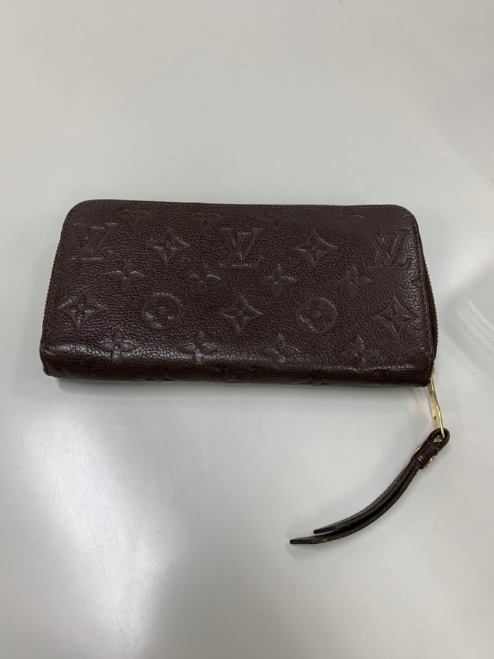Louis Vuitton Monogram Empreinte Zippy Portefeuille