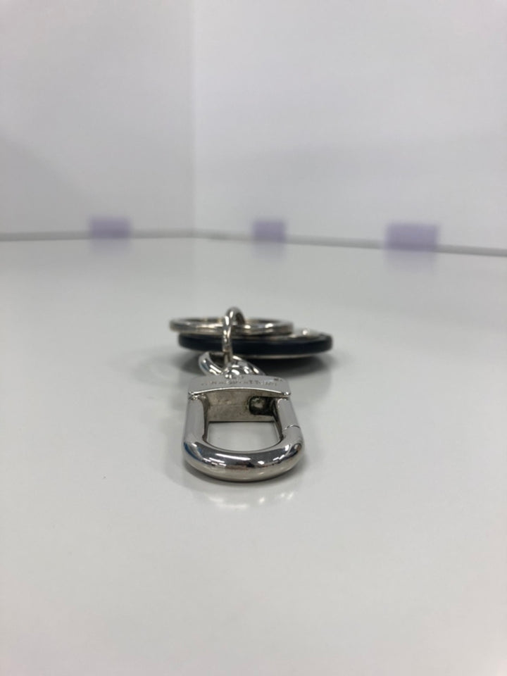 Louis Vuitton Stainless Steel et Cuir de veau LV Cut Circle Key Holder