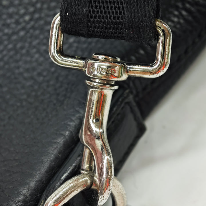 Gucci Cuir Pochette