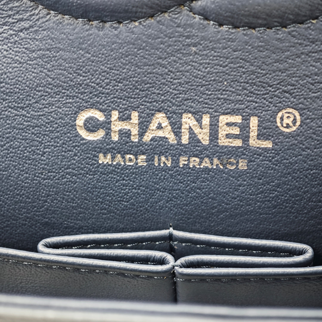 Chanel Medium Classic Cuir d’agneau Double rabat