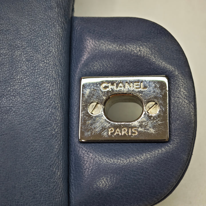Chanel Medium Classic Cuir d’agneau Double rabat