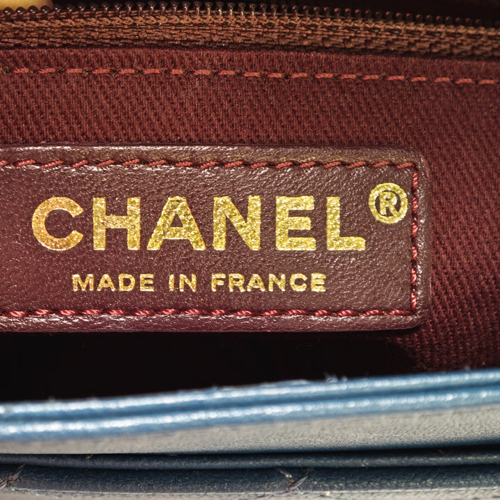 Chanel Large Matelassé Sheepskin Front Chain à rabat