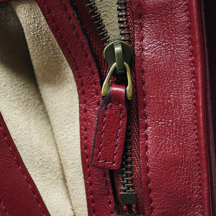 Gucci Medium GG Marmont Matelasse Diagonal Cuir Torchon Sac bandoulière