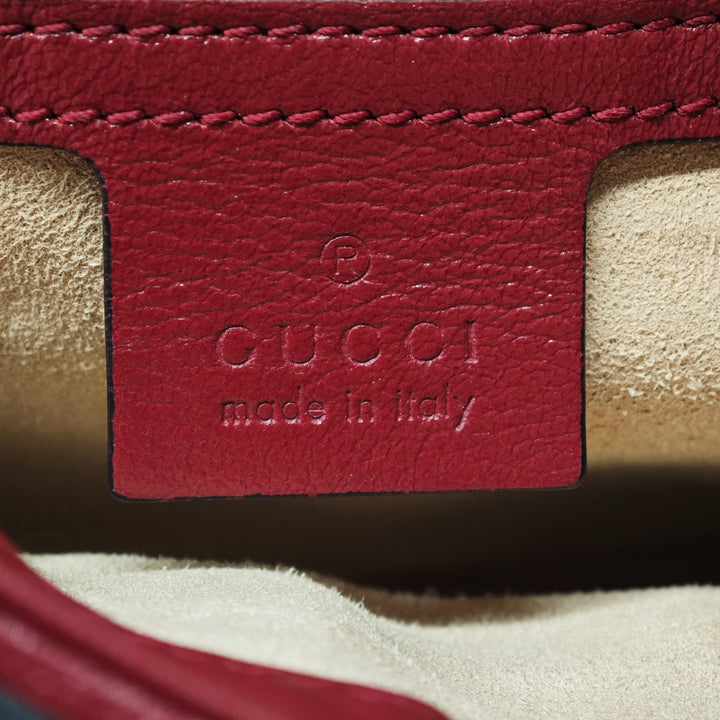 Gucci Medium GG Marmont Matelasse Diagonal Cuir Torchon Sac bandoulière