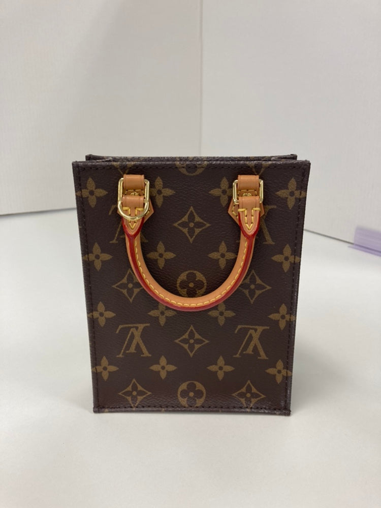 Louis Vuitton Monogram Petit Sac Plat