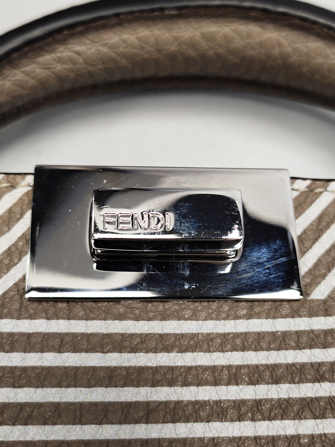 Fendi Small Zucca Cuir Peekaboo ISeeU Sac