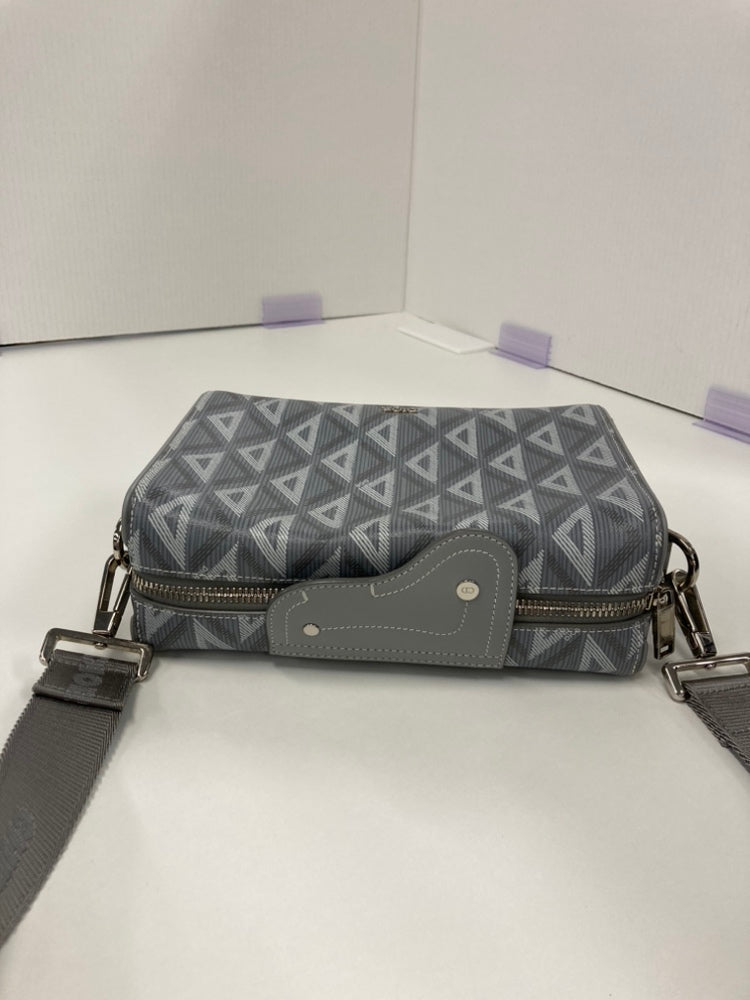 Dior CD Diamond Coated Toile Lingot 22 Sac