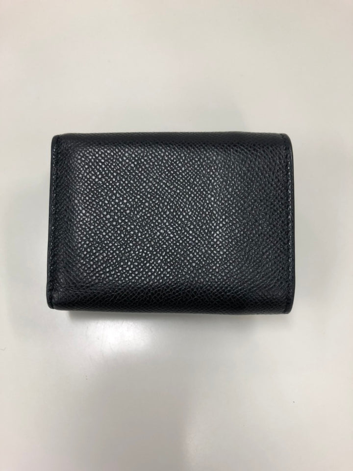Dior Cuir de veau grainé Saddle Trifold Portefeuille