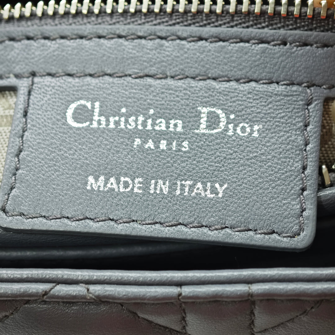 Dior Large Cuir d’agneau Cannage Lady Dior