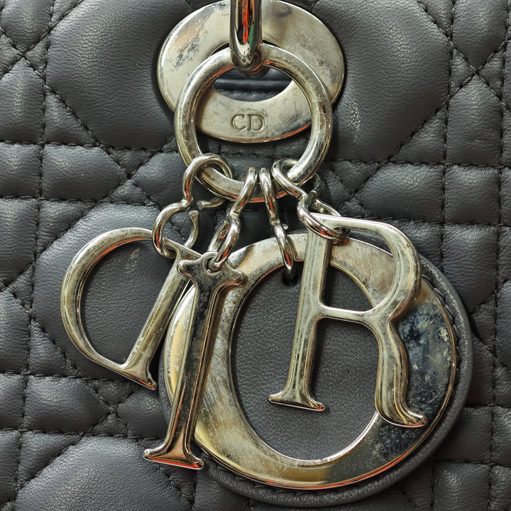 Dior Large Cuir d’agneau Cannage Lady Dior