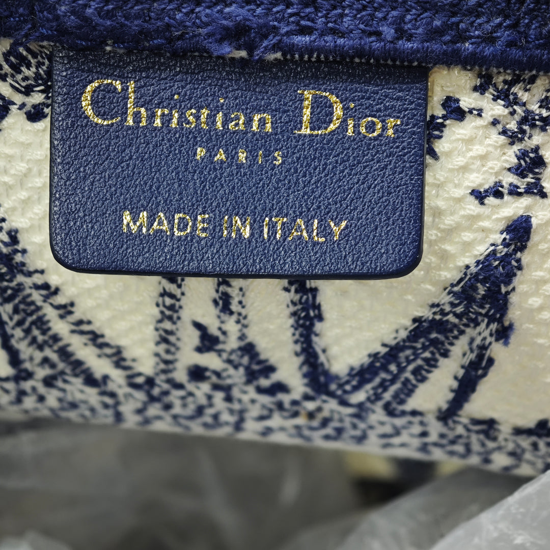 Dior Toile brodé Reve d Infini D Bubble Bucket Sac