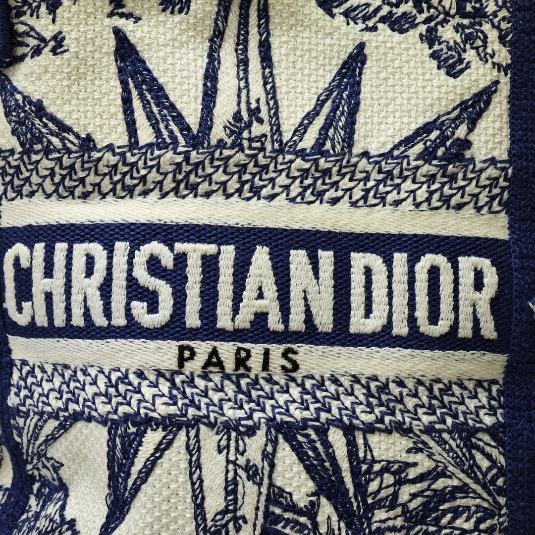 Dior Toile brodé Reve d Infini D Bubble Bucket Sac