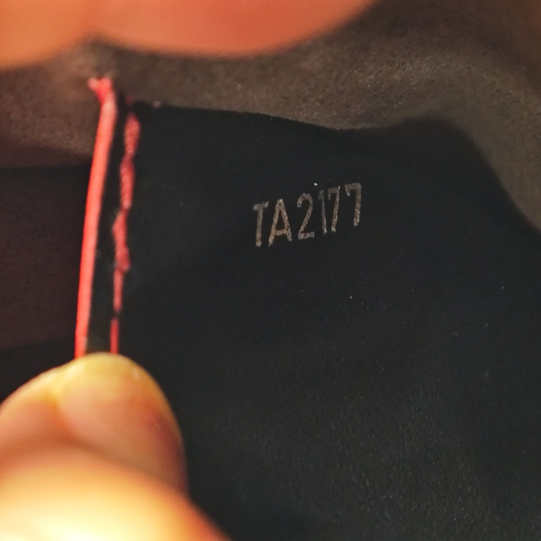 Louis Vuitton Epi Pochette Voyage MM