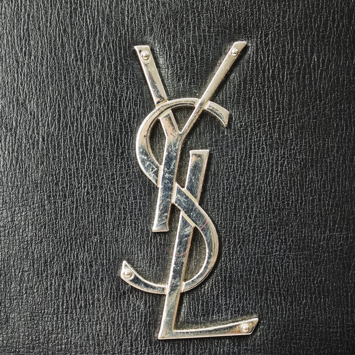 Saint Laurent Medium Cuir de veau Monogram Sunset Sac porté croisé