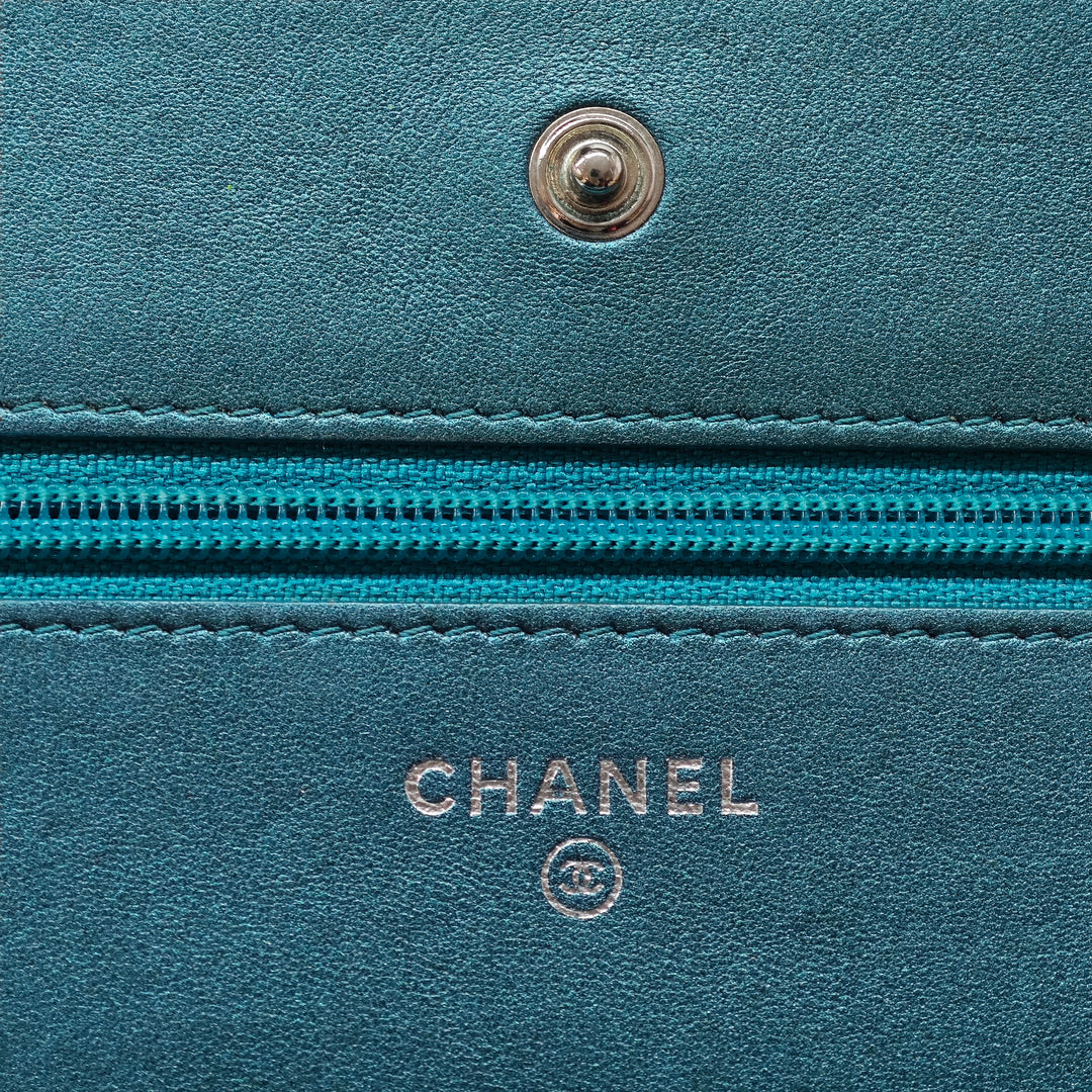 Chanel CC Matelassé Metallic Cuir d’agneau Wallet on Chain