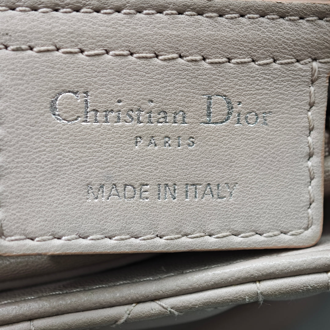 Dior Large Cuir d’agneau Cannage Lady Dior
