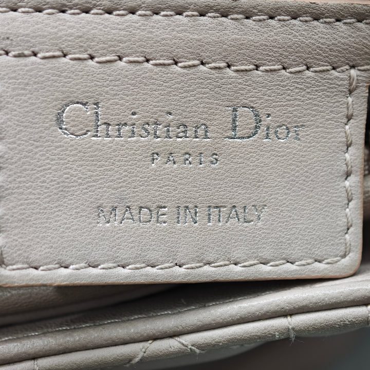 Dior Large Cuir d’agneau Cannage Lady Dior