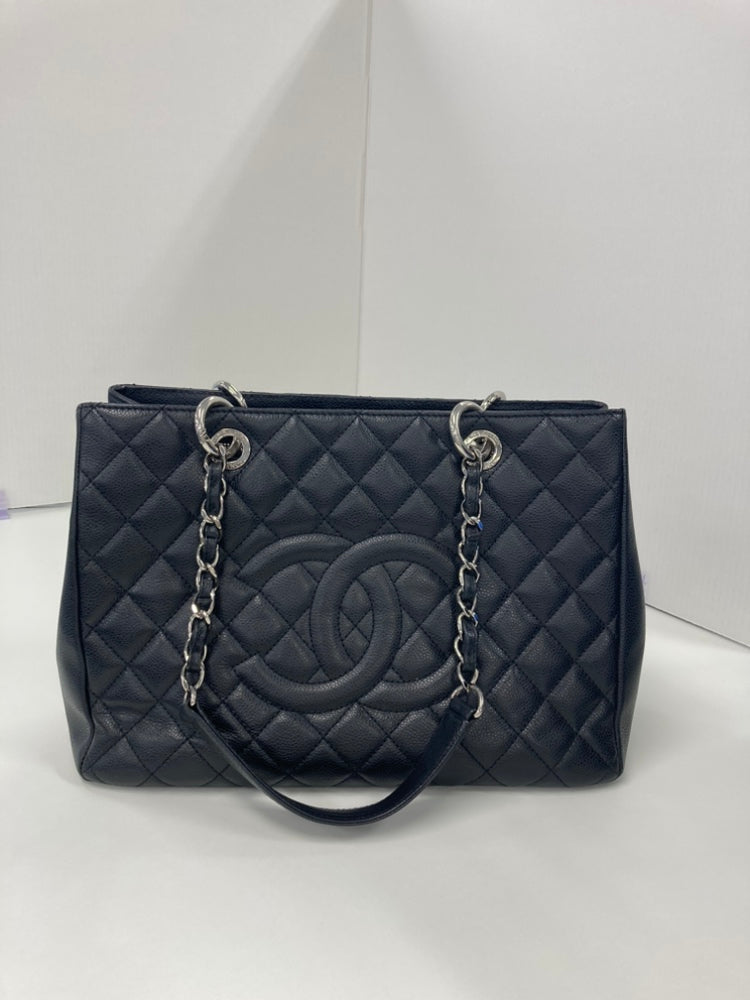 Chanel Caviar Grand Shopping Cabas