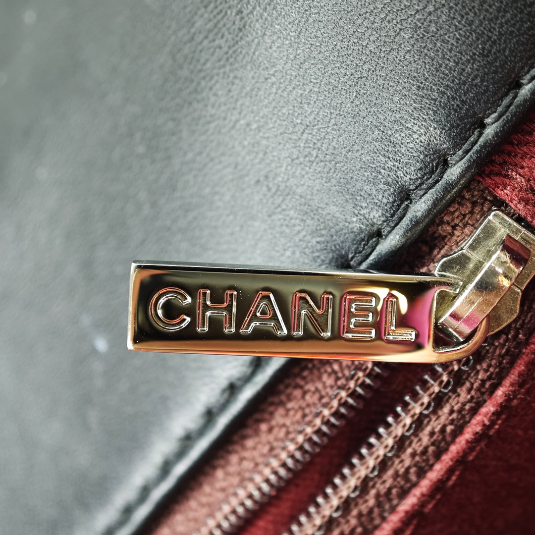 Chanel Medium Matelassé Cuir verni Bubble CC à rabat