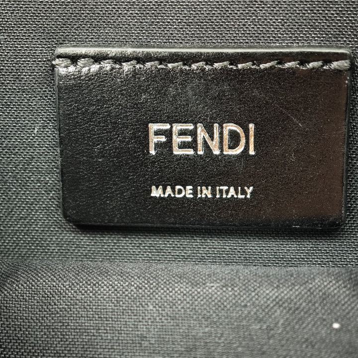 Fendi Large Zucca embossé Cuir Convertible Sac ceintureuette