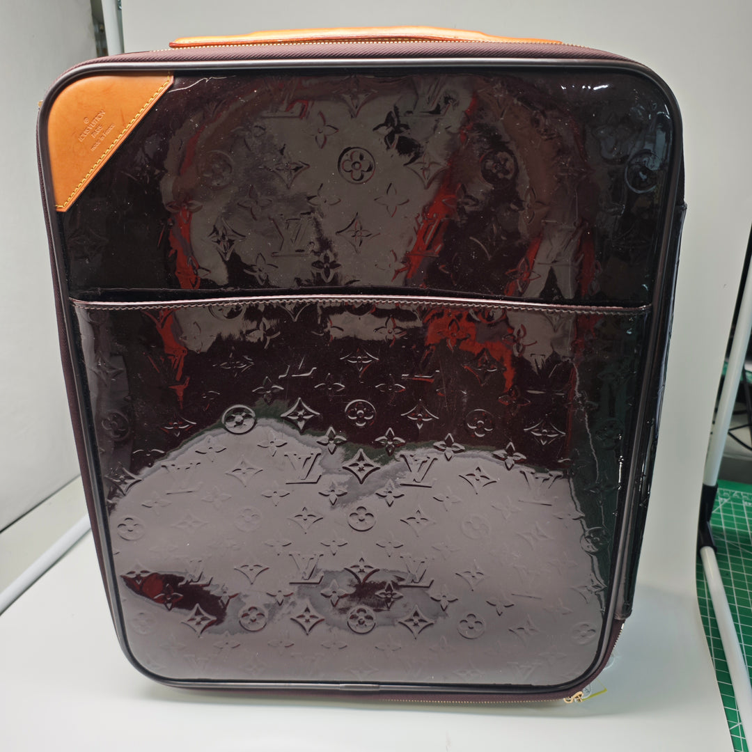 Louis Vuitton Monogram Vernis Pegase 45