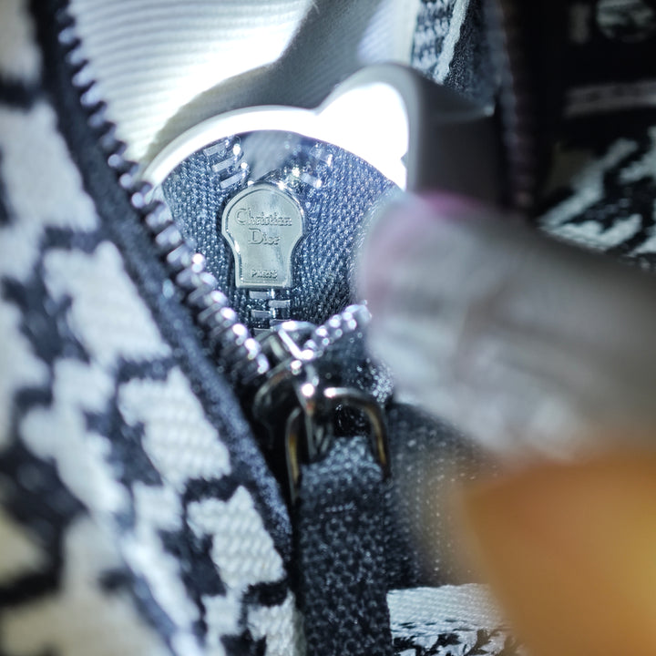Dior Mini brodé Toile Houndstooth Lady D Lite