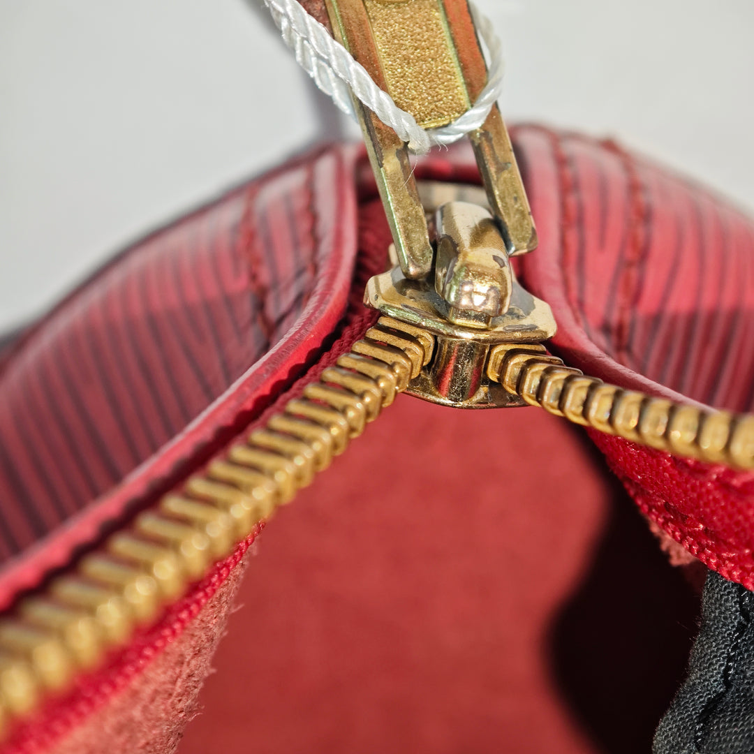 Louis Vuitton Epi Speedy 30