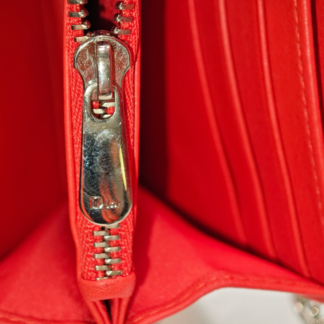 Dior Grained Cuir verni Mania Rendez Vouz Wallet on Chain