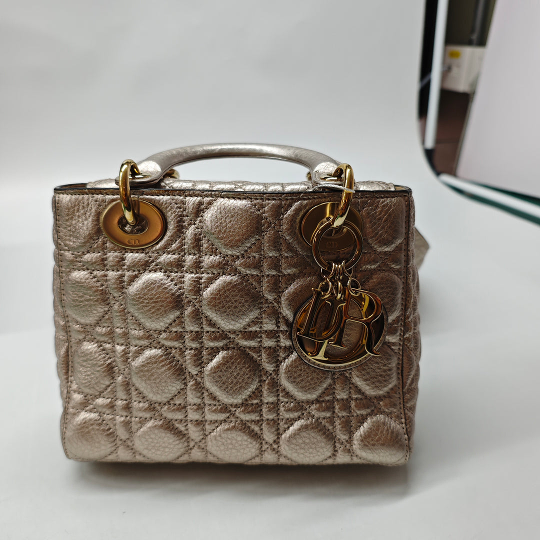 Dior Small Metallic Cuir de veau grainé Cannage Supple Lady Dior