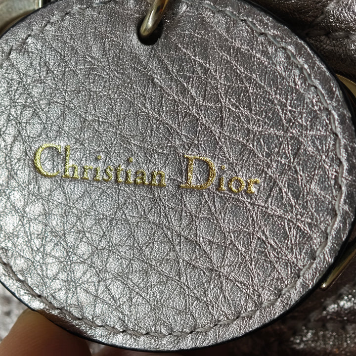 Dior Small Metallic Cuir de veau grainé Cannage Supple Lady Dior