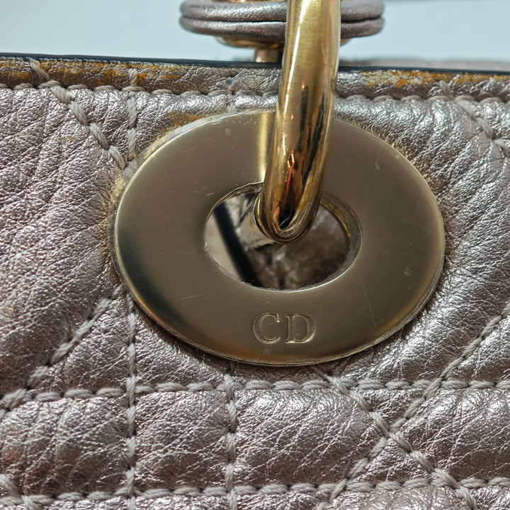 Dior Small Metallic Cuir de veau grainé Cannage Supple Lady Dior