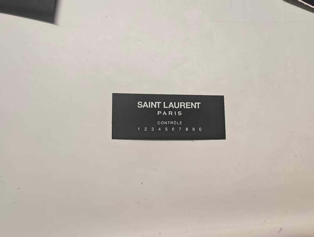 Saint Laurent Mini Croc embossé Cuir Blogger Sac caméra