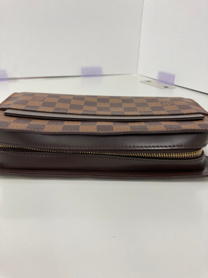 Louis Vuitton Damier Ebene Saint Louis Pochette