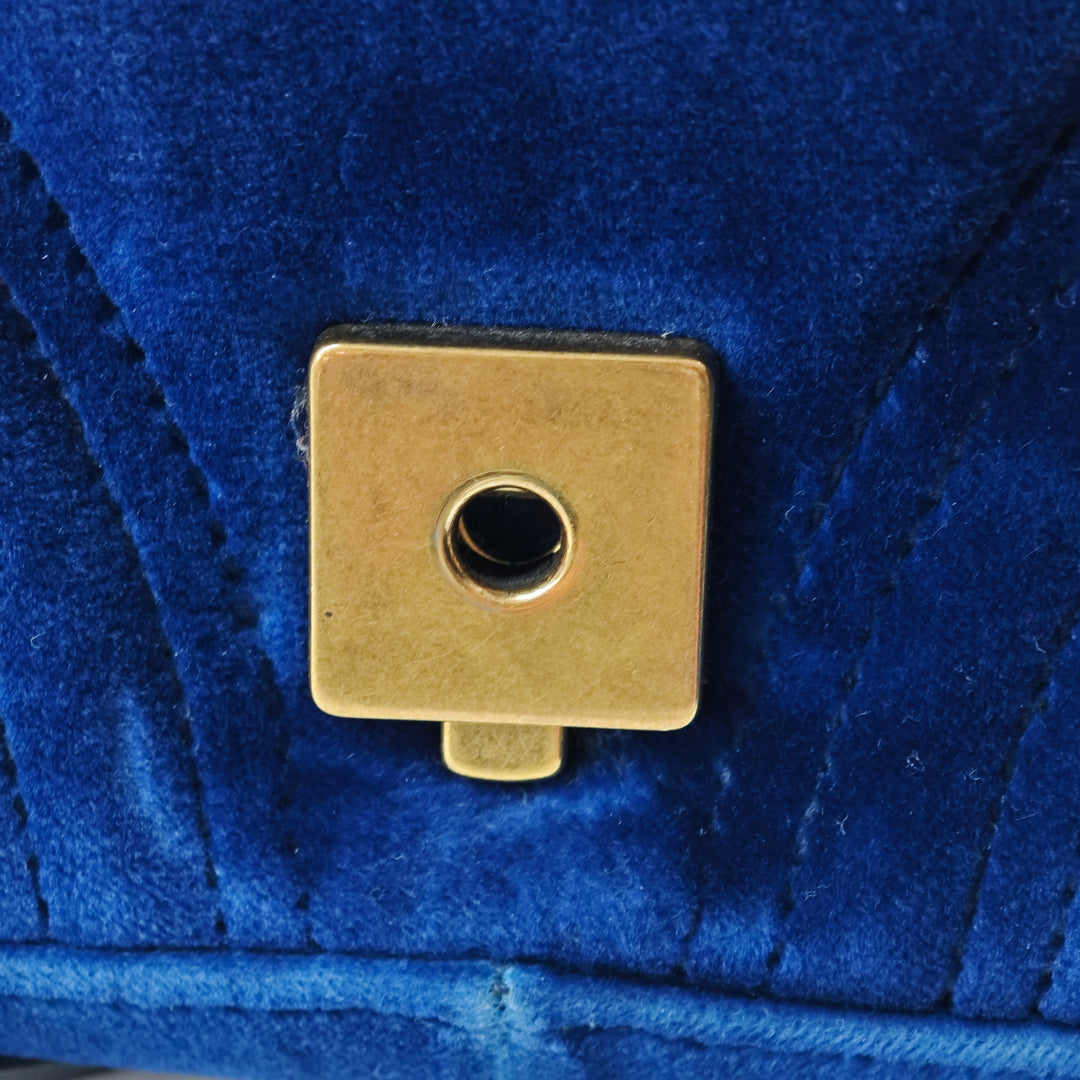 Gucci Medium GG Marmont Matelasse Velours Sac bandoulière