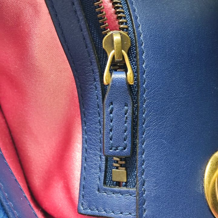 Gucci Medium GG Marmont Matelasse Velours Sac bandoulière