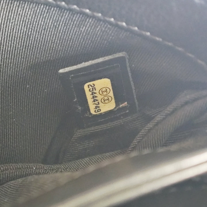 Chanel Chevron Cuir d’agneau Stud Wars Rabat intégral
