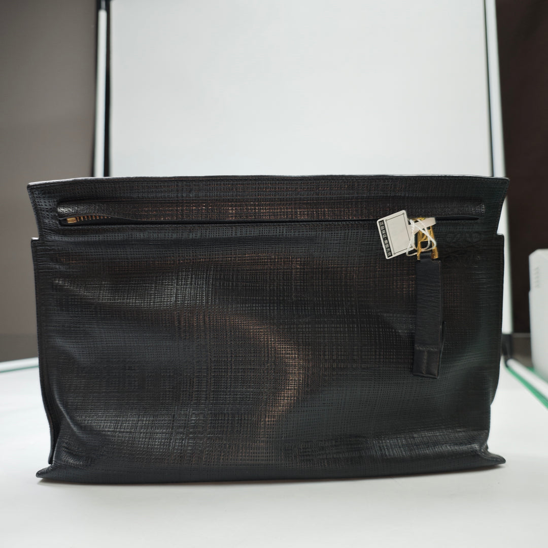 LOEWE Cuir Anagram T Pochette