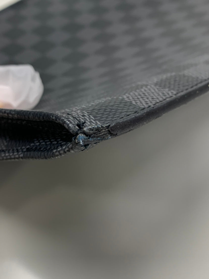 Louis Vuitton Damier Graphite Pochette Jour GM