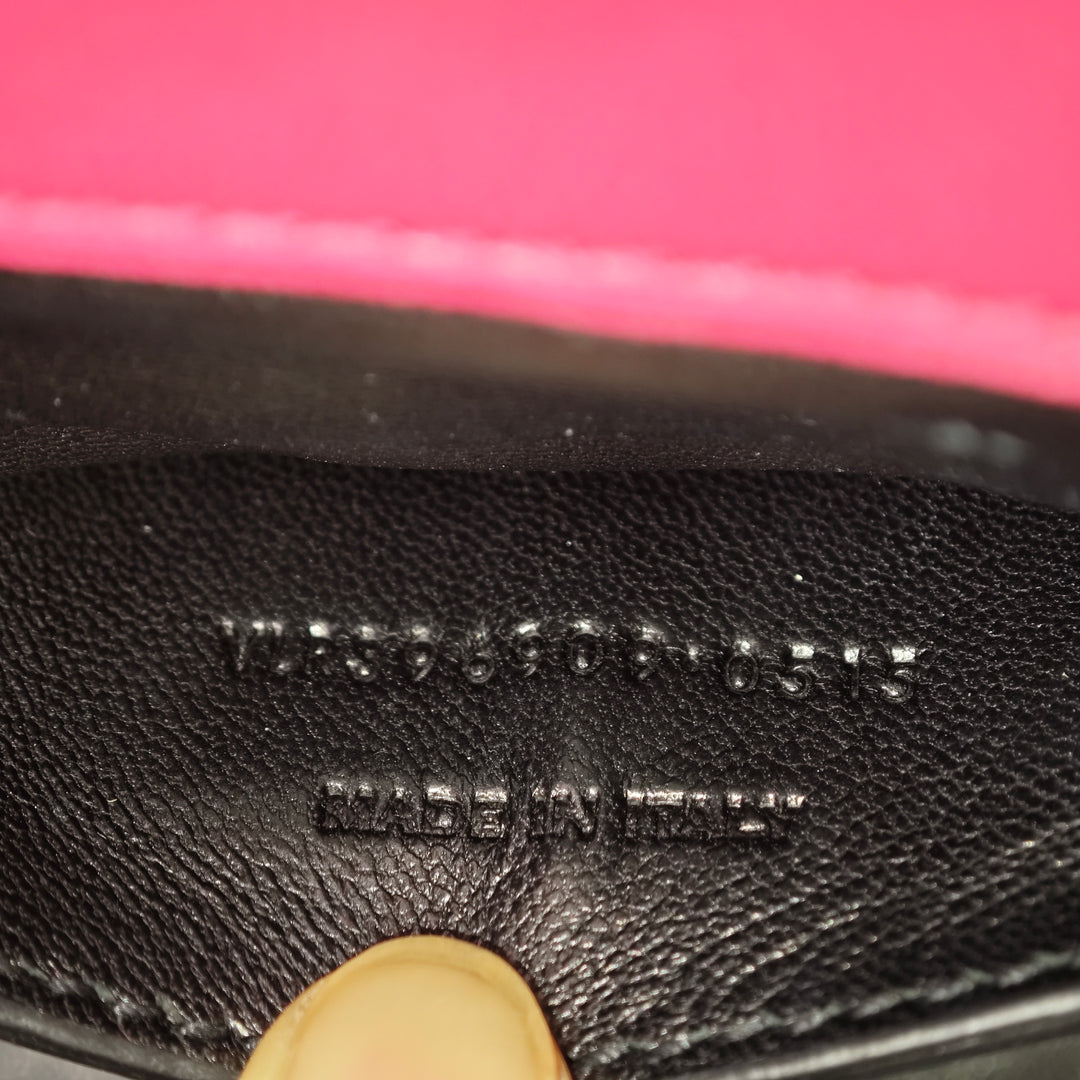 Saint Laurent Small Chevron Cuir de veau Monogram Sac enveloppe