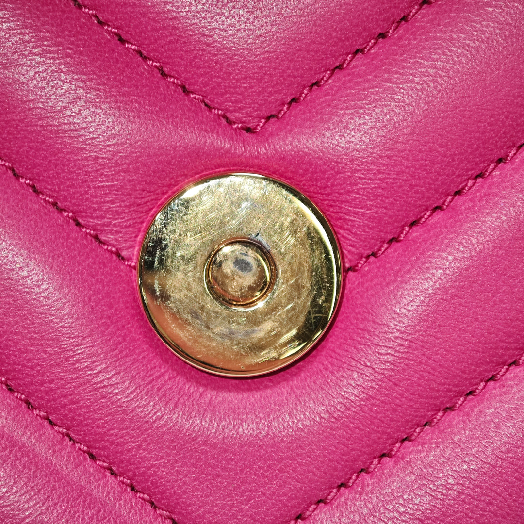 Saint Laurent Small Chevron Cuir de veau Monogram Sac enveloppe