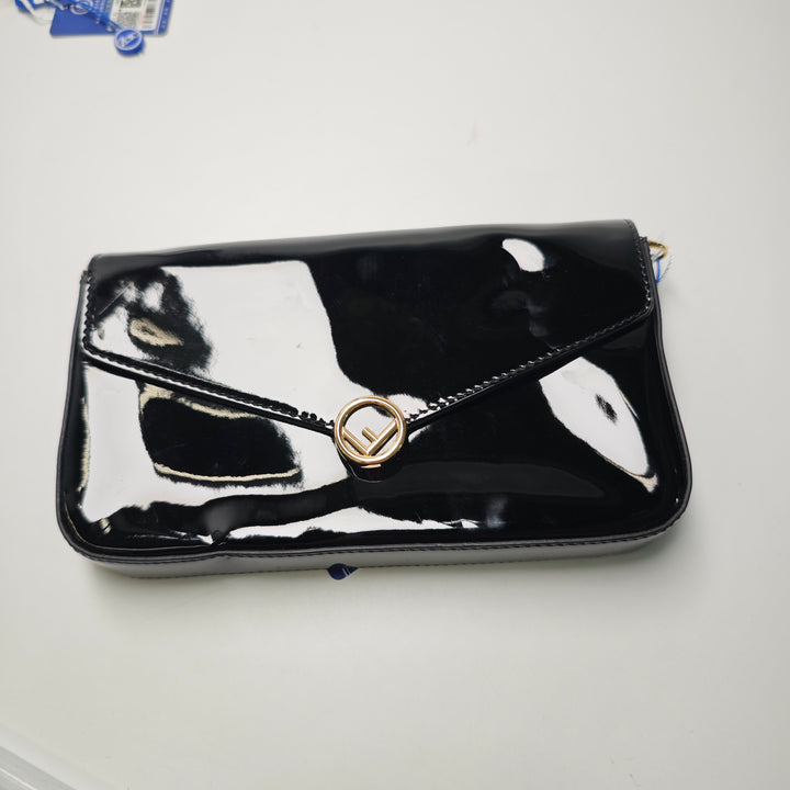 Fendi Cuir verni F Is Fendi Envelope Wallet on Chain
