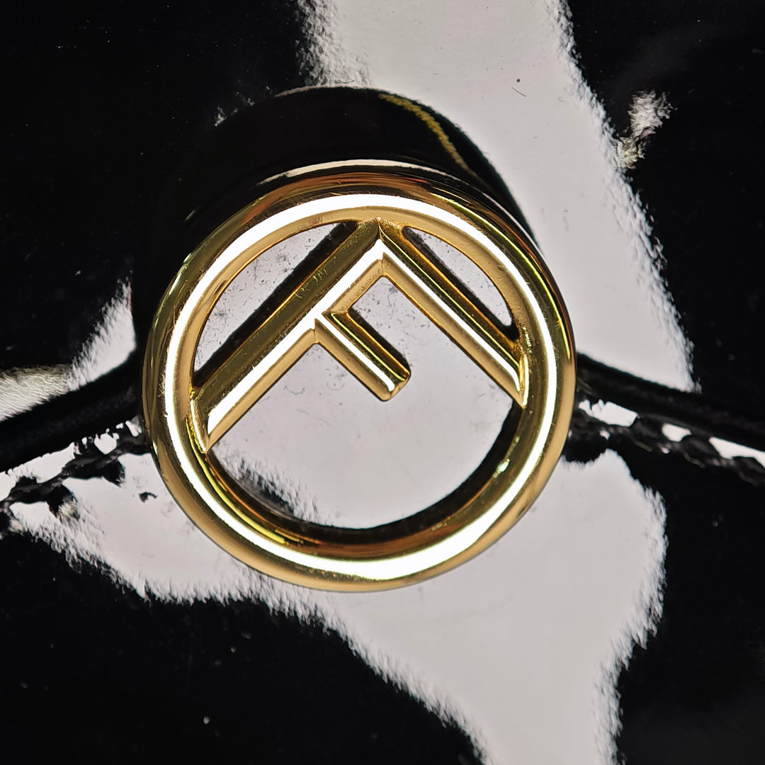 Fendi Cuir verni F Is Fendi Envelope Wallet on Chain