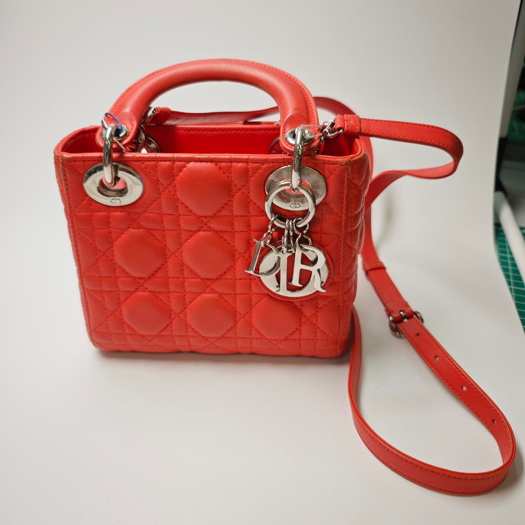 Dior Mini Cuir d’agneau Cannage Lady Dior