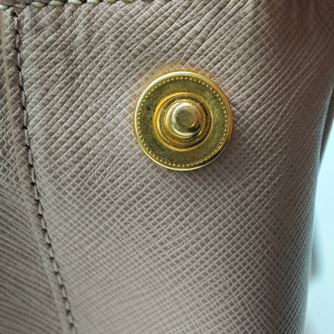 Prada Large Saffiano Lux Galleria Double Zip Sac
