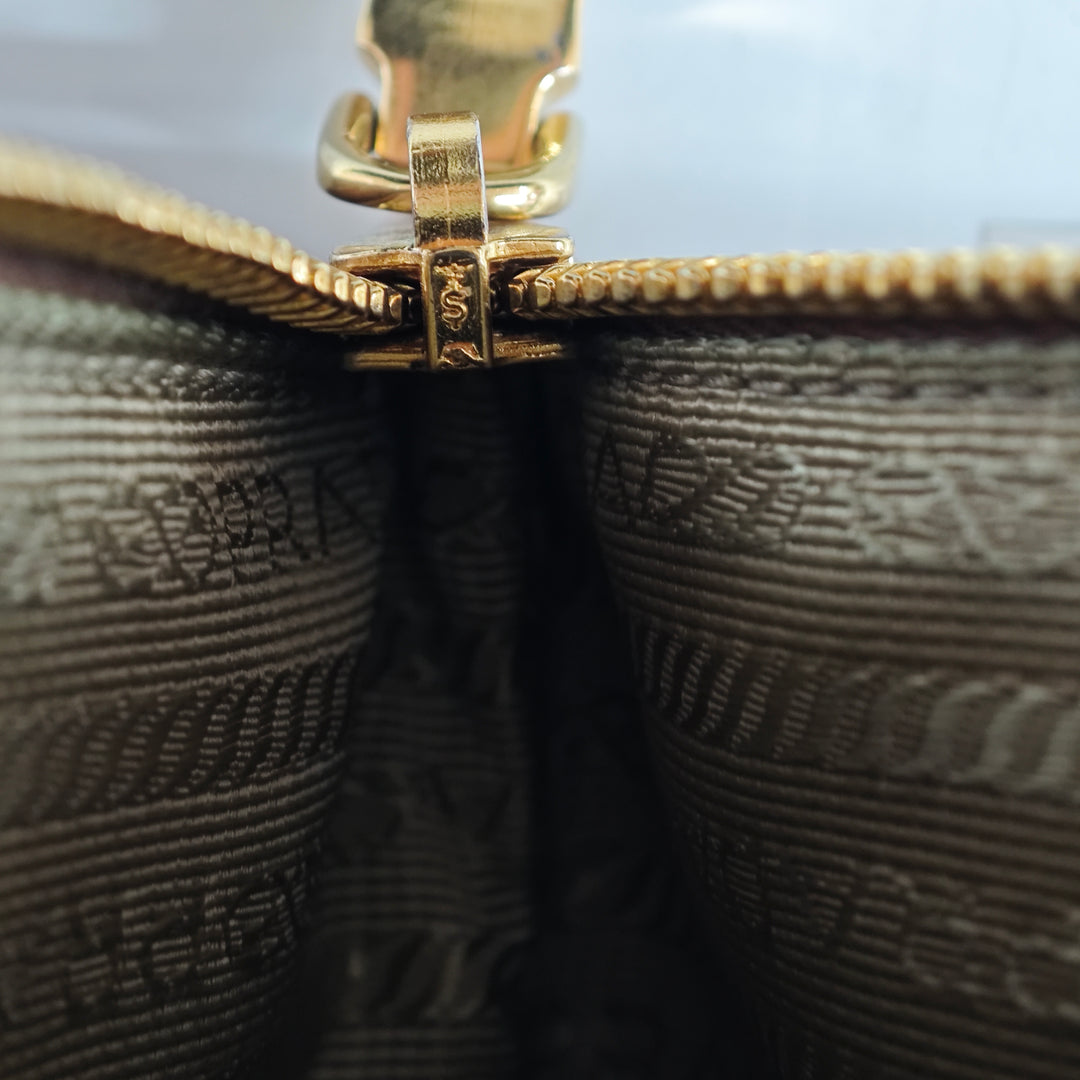Prada Large Saffiano Lux Galleria Double Zip Sac