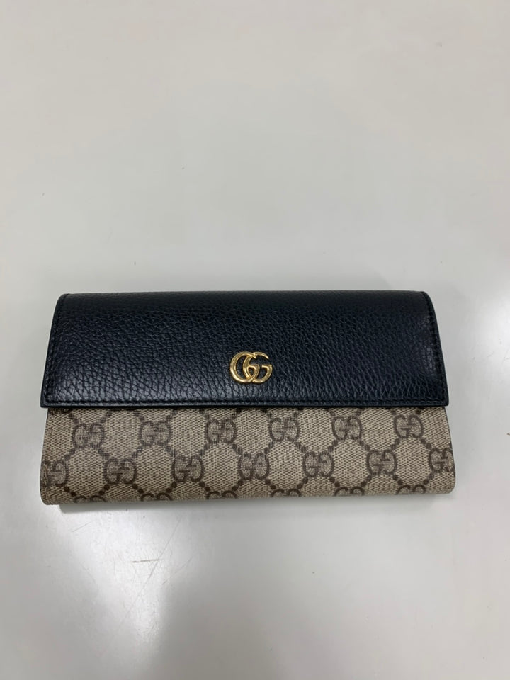 Gucci Bicolor GG Marmont GG Supreme Continental Portefeuille