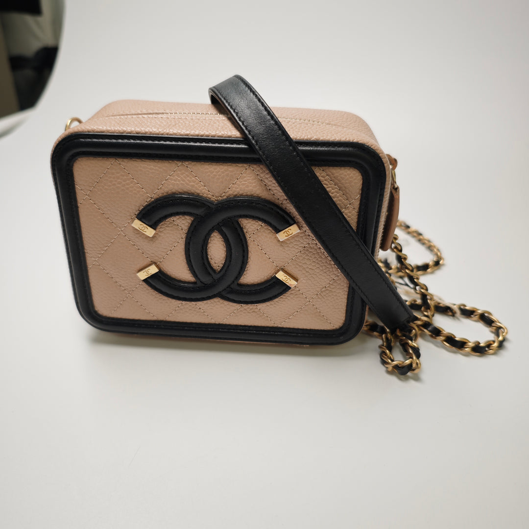 Chanel Mini Caviar CC Filigree Sac porté croisé