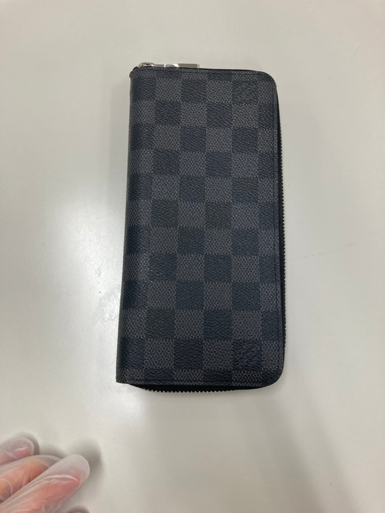 Louis Vuitton Damier Graphite Vertical Zippy Portefeuille