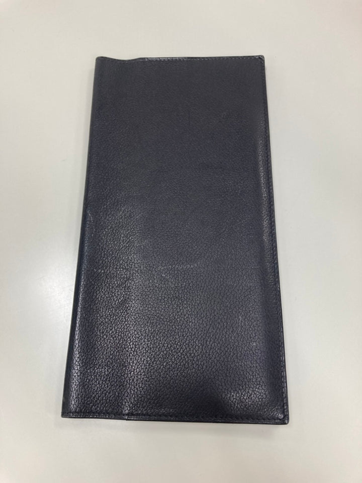 Hermès Cuir Bifold Passport Holder